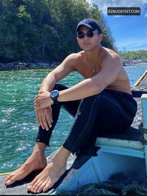 ENZO PINEDA Feet .